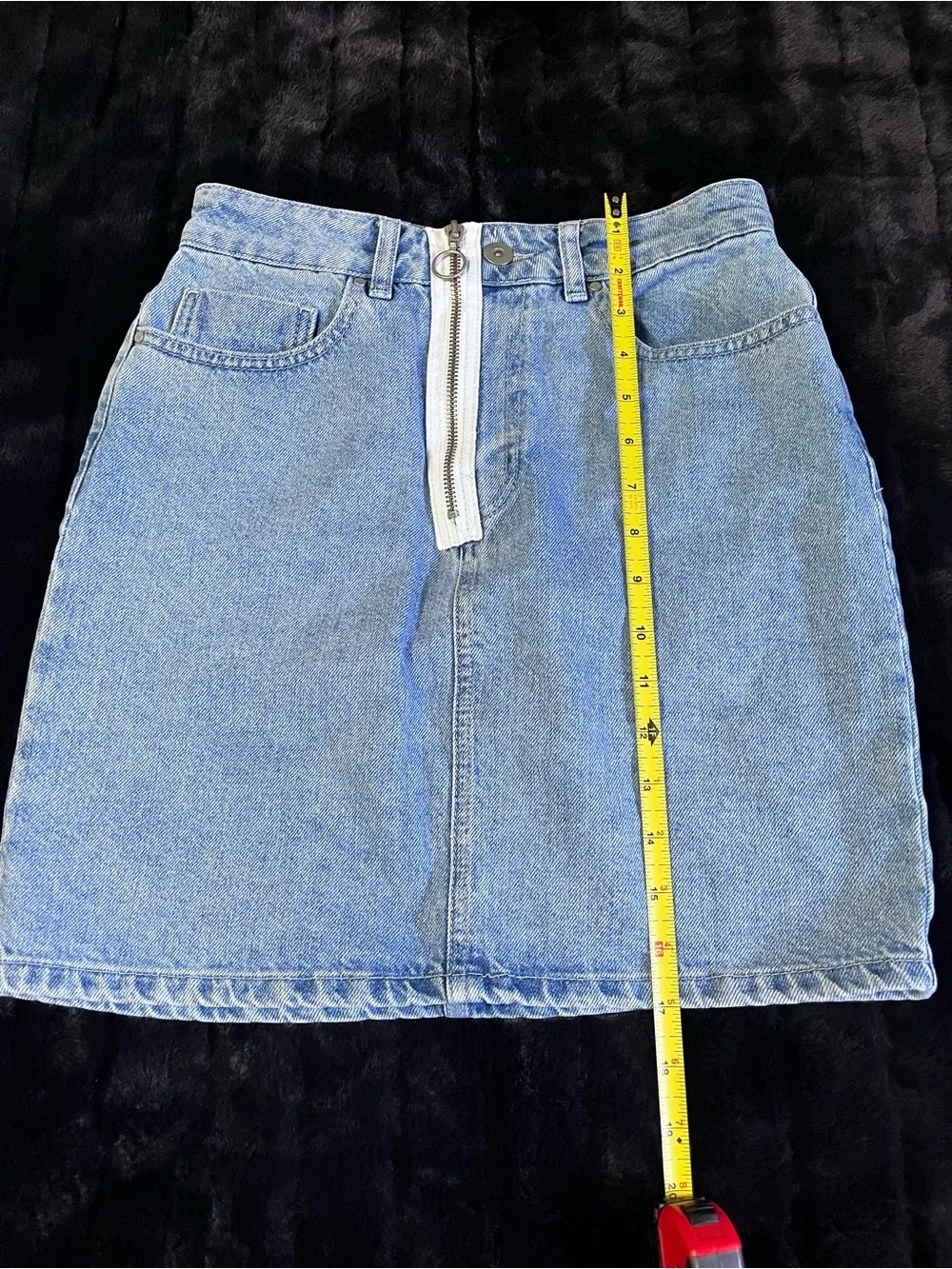ASOS Women’s Light Wash Denim Mini Skirt Size 4 NWOT